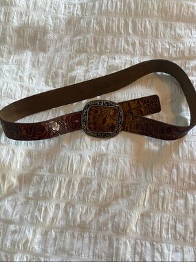 Vintage Laudes Women’s Paisley-Textured Brown Leather Belt